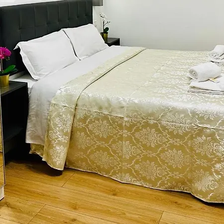 Pensión Rome Holiday Guesthouse Roma