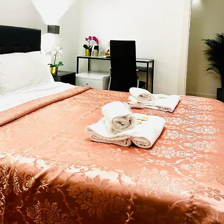 Rome Holiday Guesthouse * Roma