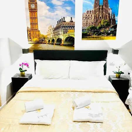 Rome Holiday Guesthouse Pensión