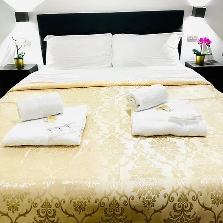 Rome Holiday Guesthouse Roma