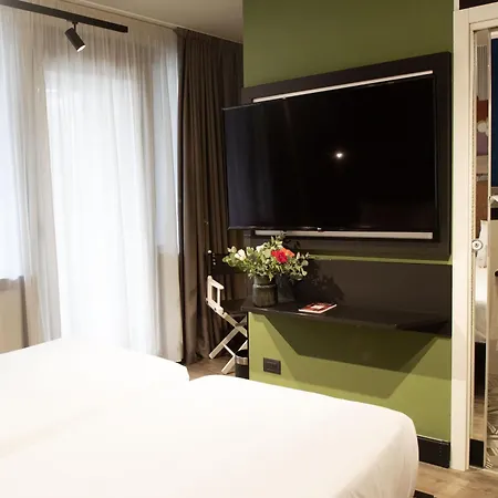 Hotel Mercure Cinecitta