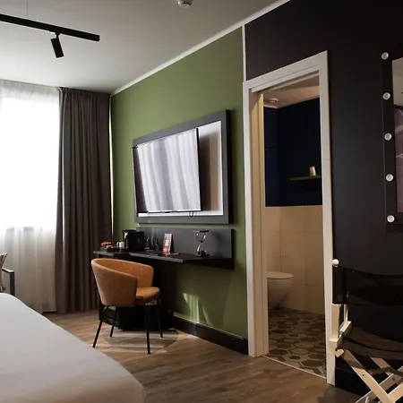 Hotel Mercure Cinecitta Roma