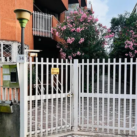 Candelor's House - & Garden Trastevere