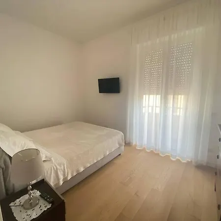 Ada Apartment Rome