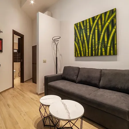 Trastevere Three Cozy Apartment