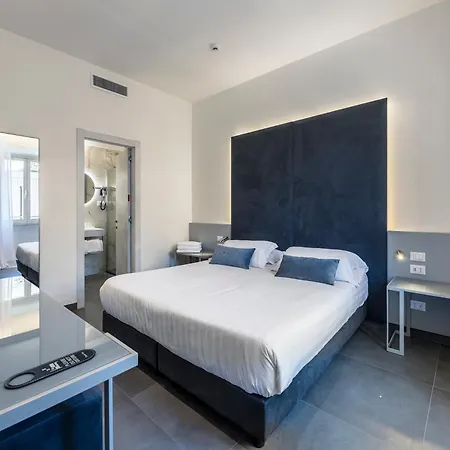 California Hotel 3*
