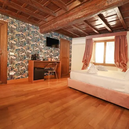 Golden Pantheon Guest house Rome