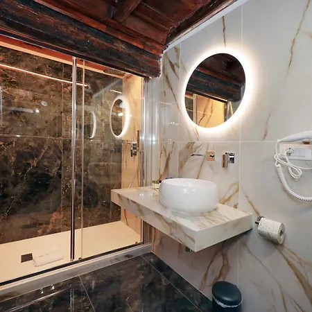 Golden Pantheon Guest house