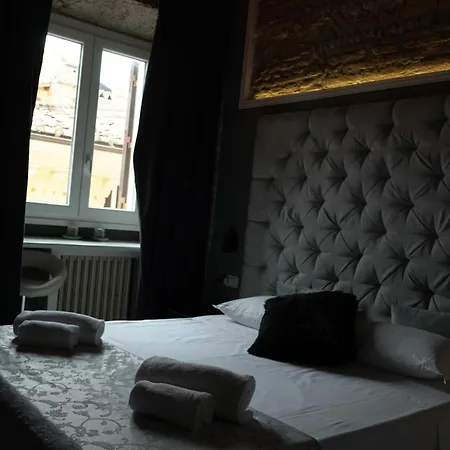 Rhome Luxury Bed & Breakfast *