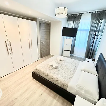 Un Letto Ideale Eur Πανσιόν *
