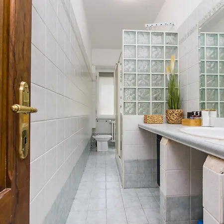 Apartament Metro San Paolo -air Conditioning-wifi-tv55