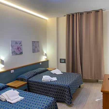 Athena Hotel 3*