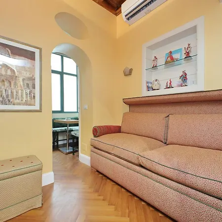 Apartment Pantheon Luxury