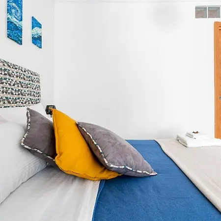 Retro Guest house