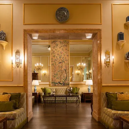 Hotel Degli Aranci 4*
