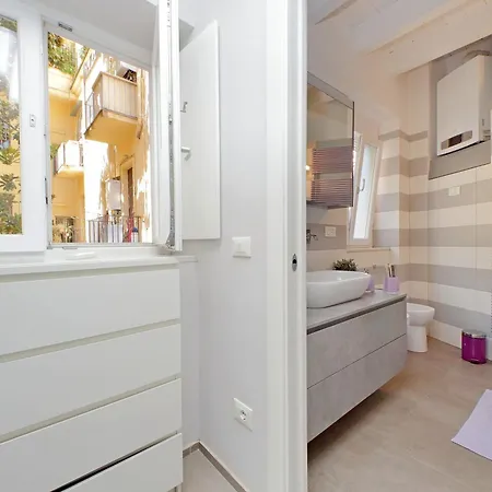 Dolce Casa Colosseo 1 - 2 Апартаменты Рим
