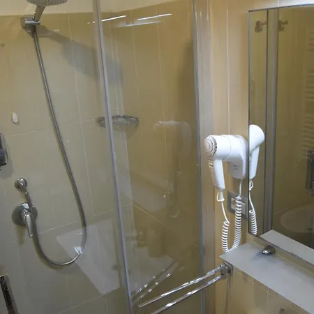 Vatican Giulia Bed & Breakfast 2*