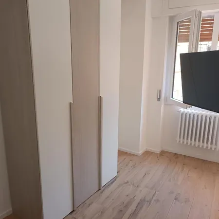 Pm 34 Viale Imperatore Guest House - 50 Mt From Metro San Paolo Appartamento *