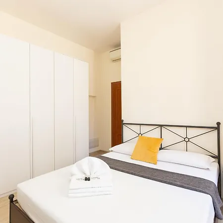 Vatican Museum By In Apartment