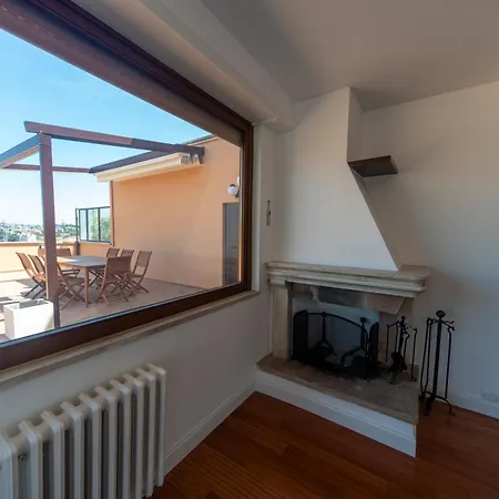 Cardinal Mistrangelo - Next To The Metro Station, Large And Comfortable Penthouse With Terrace Apartament *