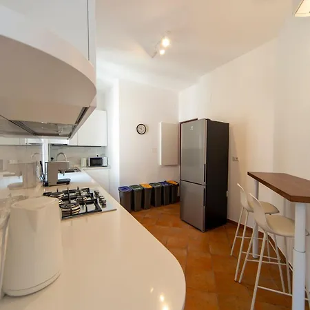 Apartament Cardinal Mistrangelo - Next To The Metro Station, Large And Comfortable Penthouse With Terrace *