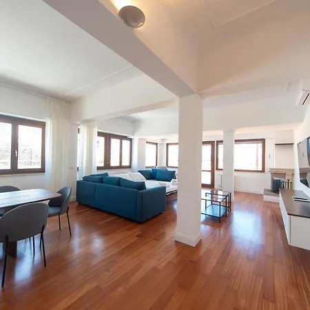 Cardinal Mistrangelo - Next To The Metro Station, Large And Comfortable Penthouse With Terrace Rzym
