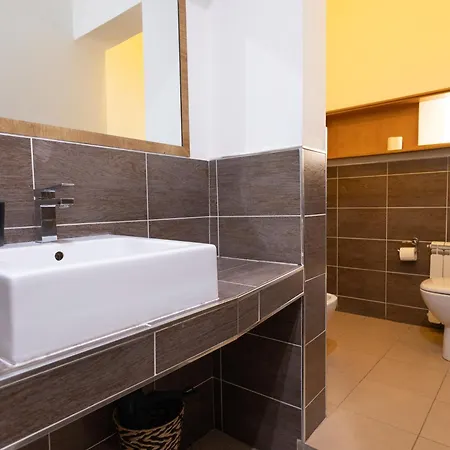 Romerooms Cola Di Rienzo Bed & Breakfast Roma