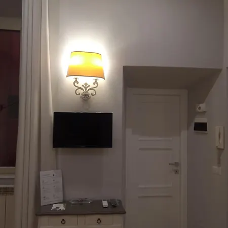Fontana Di Trevi - Historic Center Apartment * Roma