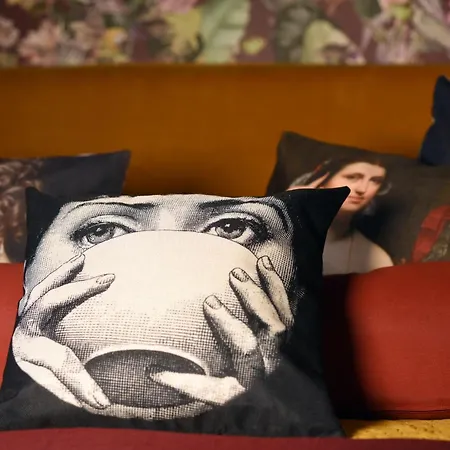 Ventisei Scalini A Trastevere Bed & Breakfast Řím