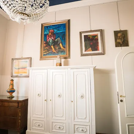 Apartment D'epoca Colosseo Art Gallery *