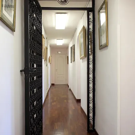 D'epoca Colosseo Art Gallery Apartment *