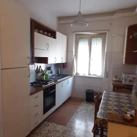 Apartment - Metro C