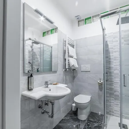 Bed & Breakfast In - Termini Train Station