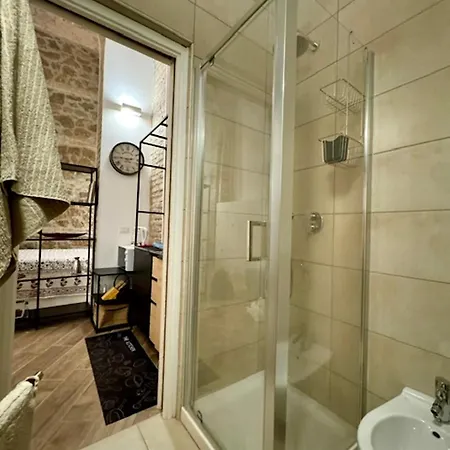 Casa Valenziani Holiday home *