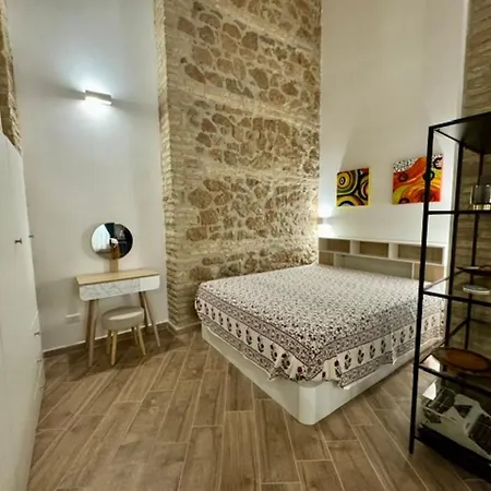 Holiday home Casa Valenziani Rome