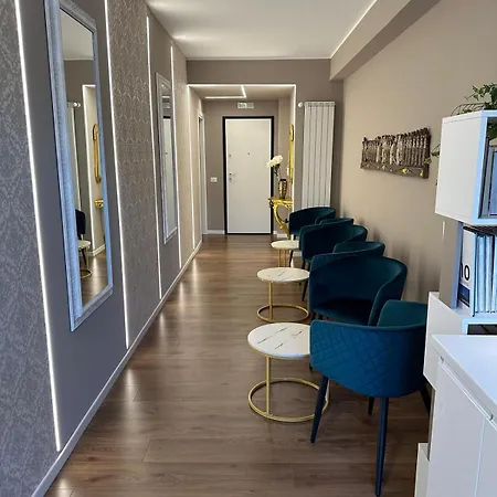Domus Paolina Ostiense Apartment *