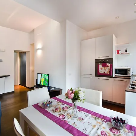 San Giovanni Vicino La Basilica Apartment *