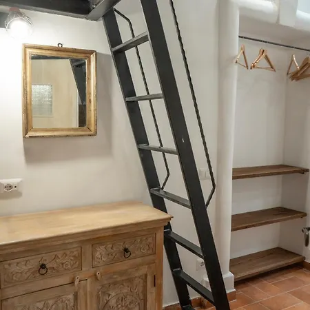Domus Capocci - Rione Monti Apartment