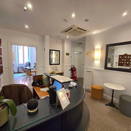Hotel Porta Pia 3*
