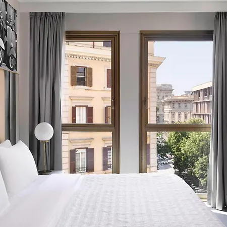 Le Meridien Visconti Hotel
