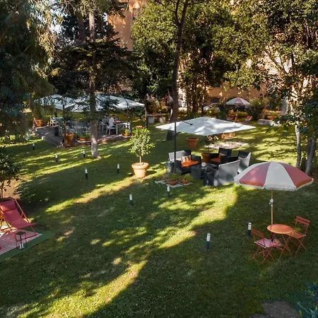 Garden Area Eur Hotel 4*