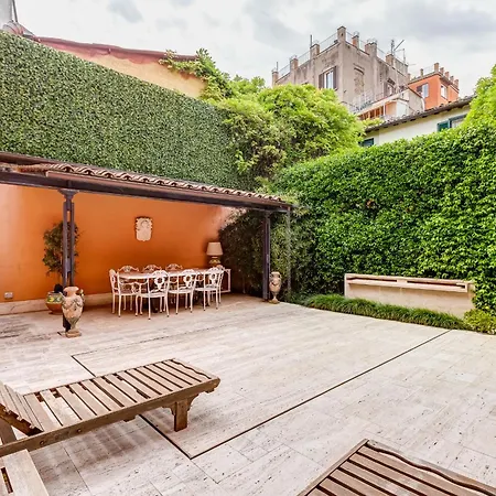 Holiday home Bmga L Luxury With Patio In Trastevere