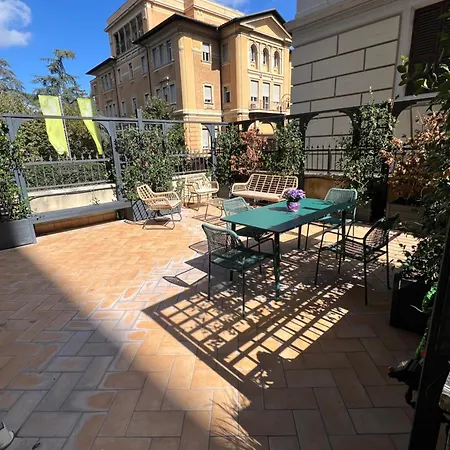 Savoia Design With Terrace - Center Apartment Rome