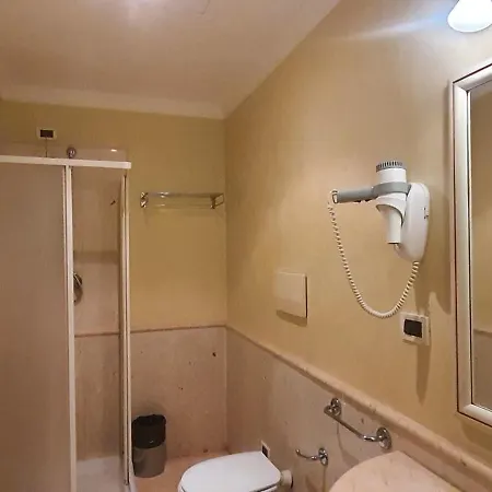 Sandel Giubileo Hotel 2*