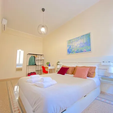 Appartamento Red House Trastevere San Pietro Bambin Gesu Sant Onofrio