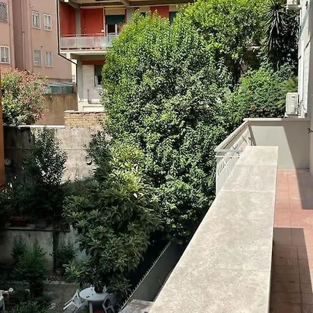 Apartment Johnny's Monkeys Rome