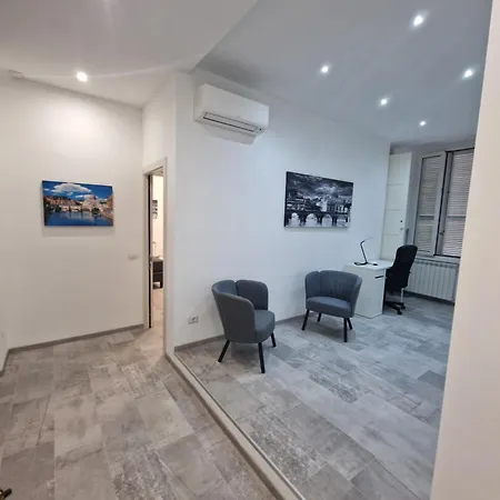 Relux Pretoria Guest house *