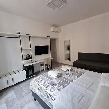 Relux Pretoria * Rome