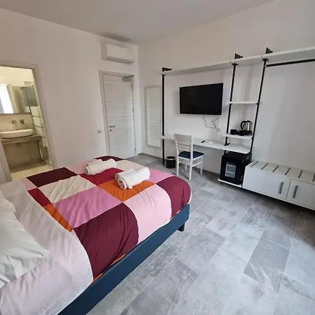 Relux Pretoria Guest house Rome