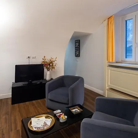 Le Piccole Lune Di Monti Apartment Rome